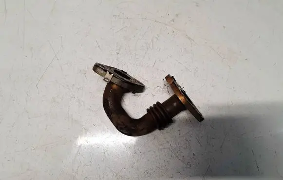 Volkswagen PASSAT B6 EGR valve line/pipe/hose 03G131521AM