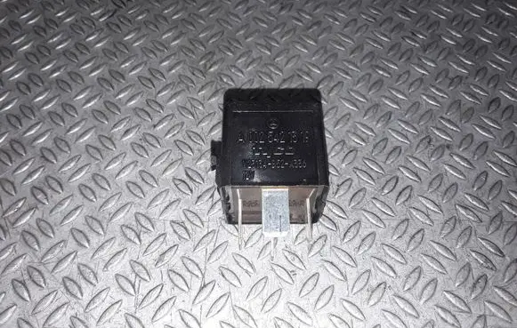 Mercedes-Benz A W169 Other relay 0025421319