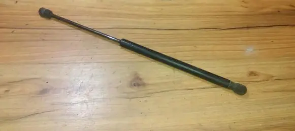 Mitsubishi Colt Tailgate/trunk strut/damper