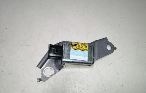 Lexus RX 330 - 350 - 400H Airbag deployment crash/impact sensor 8983348020 1879001731