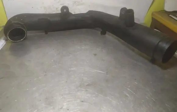 Volkswagen Golf V Intercooler hose/pipe 1K0129654AA 446156602