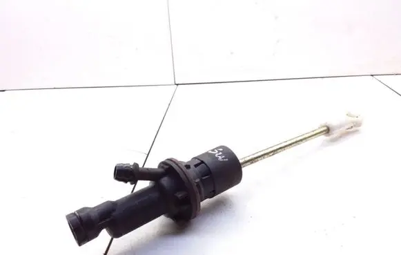 Clutch master cylinder