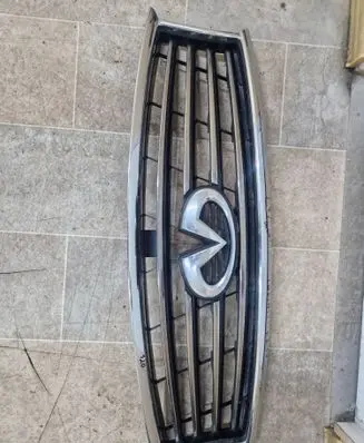 Infiniti FX Front grill 620783EV0A