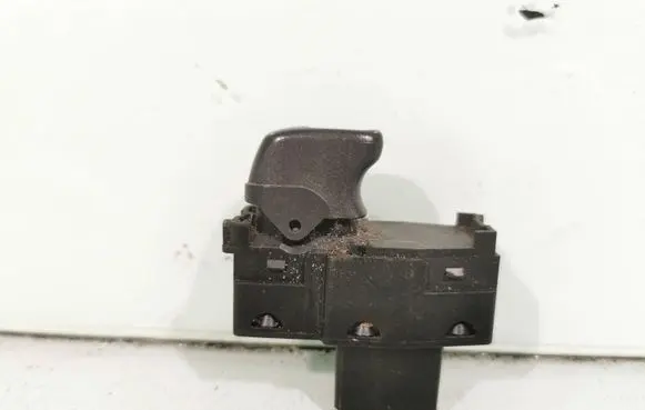 Volvo S60 Electric window control switch 30658696 03120700 5566N3RUA