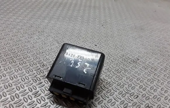 Hyundai Tucson LM Window wiper relay 954202E500