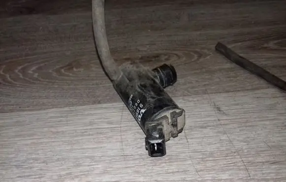 Volvo V70 Windscreen/windshield washer pump 0602103950 9169611