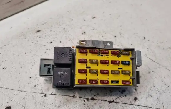 Chrysler PT Cruiser Fuse box set 18217A DWL1122NF050