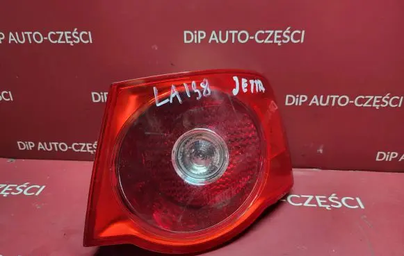 Volkswagen Jetta V Rear/tail lights 1K5945096J