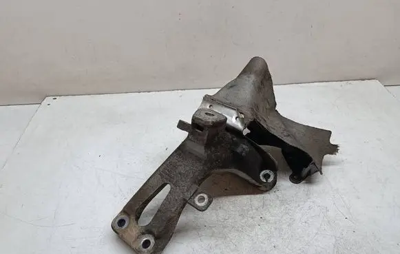 Audi A5 8T 8F Engine mounting bracket 8K0199308A