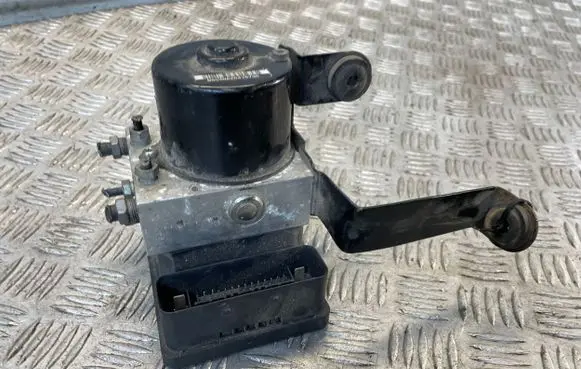 Volvo C30 ABS Pump 31274908 000001251F2 10096004343