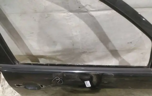 Skoda Fabia Mk1 (6Y) Front door glass trim molding