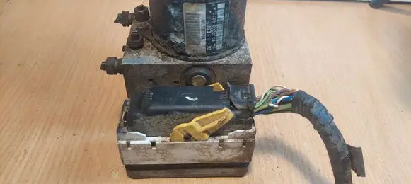 Peugeot 207 CC ABS Pump 9662295780 10020603174 10096011853