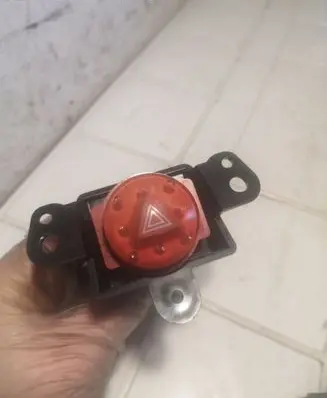 Nissan Almera Tino Hazard light switch NILES06016 06016
