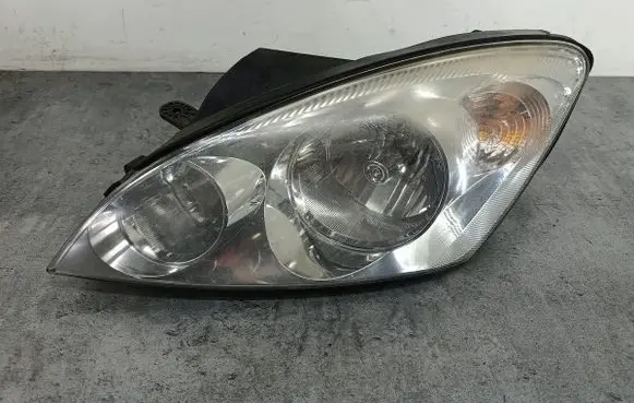 KIA Ceed Headlight/headlamp