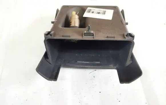 Ford C-MAX I Cigarette lighter 3m5x17060508