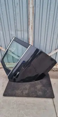 KIA Ceed Rear door 