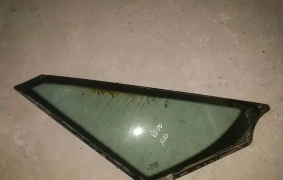 Renault Espace III Front triangle window/glass 