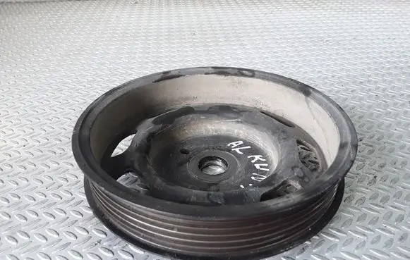 Volkswagen Golf IV Crankshaft pulley
