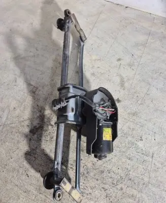 Front wiper linkage