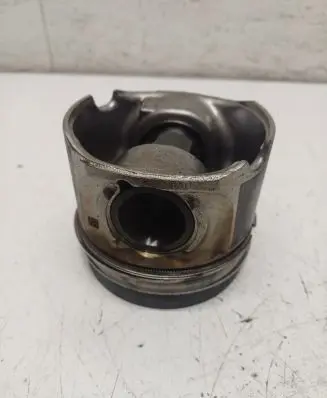 BMW X5 F15 Piston 04L110