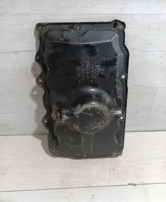 Ford Mustang V Gearbox sump 5L2E-6675-AA