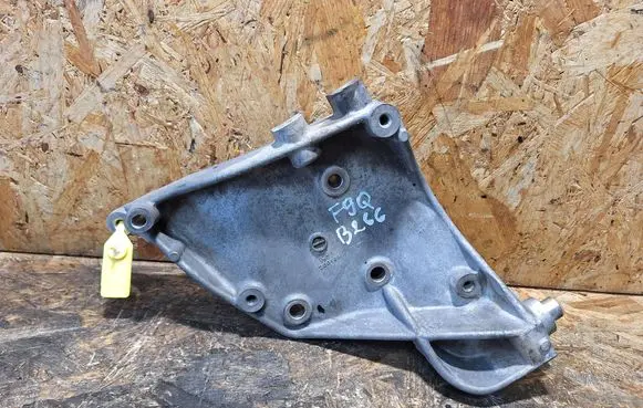 Suzuki Grand Vitara II A/C compressor mount bracket 200196
