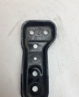 Skoda Octavia Mk3 (5E) Other front suspension part 5Q0199518E