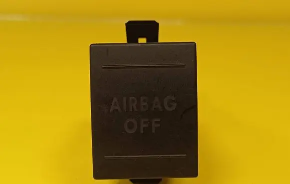 Volkswagen Polo IV 9N3 Passenger airbag on/off switch 6Q0919235B