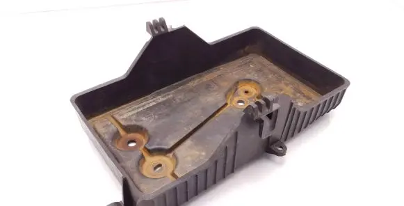 Battery tray
