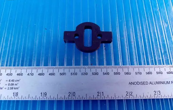 Volvo V70 Fuel Injector clamp holder
