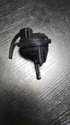 BMW 1 E81 E87 Vacuum valve 71424212