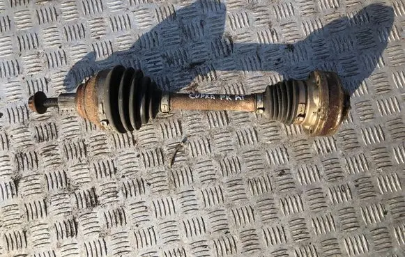 Seat Leon (5F) Front driveshaft