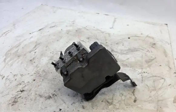 Jaguar XE ABS Pump HK8314F447CG