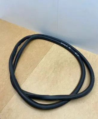 Volkswagen Golf Plus Front door rubber seal 5M04867911 5M04867911B