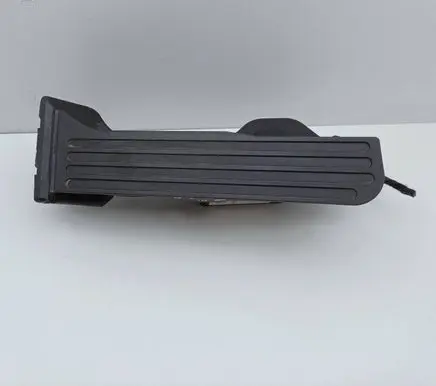 Seat Toledo III (5P) Accelerator throttle pedal 1K1721503M