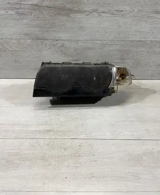 BMW 7 E38 Headlight/headlamp 8352753