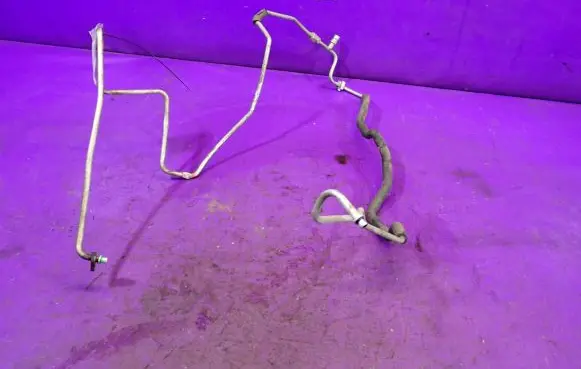 Mitsubishi Lancer VIII Air conditioning (A/C) pipe/hose