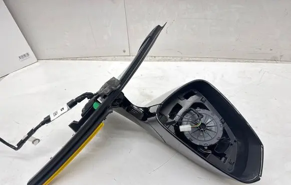 Tesla Model S Front door electric wing mirror 161382090F