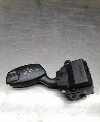 BMW 5 E60 E61 Indicator stalk 6924103 6924103b