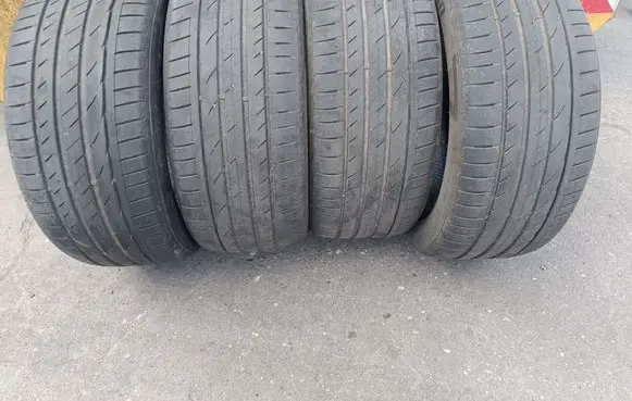Audi A4 S4 B8 8K R17 summer tire 
