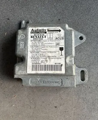 Renault Master II Airbag control unit/module 8200272530 602998200
