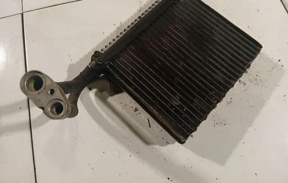 Ford C-MAX I A/C cooling radiator (condenser) 