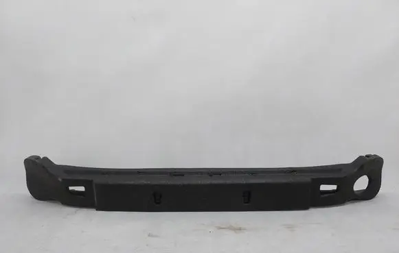 Volvo XC40 Front bumper foam support bar 