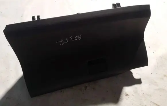 Toyota Auris 150 Glove box 5555202100 55552-02100