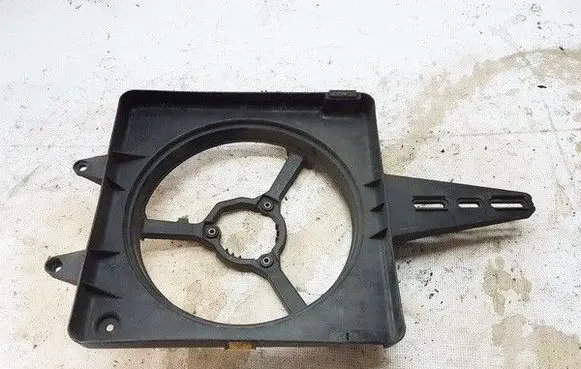 Opel Astra H Radiator cooling fan shroud 8240163