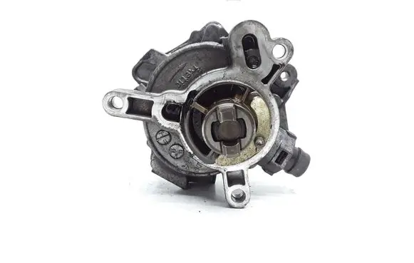 Volvo S60 Vacuum pump 31316688