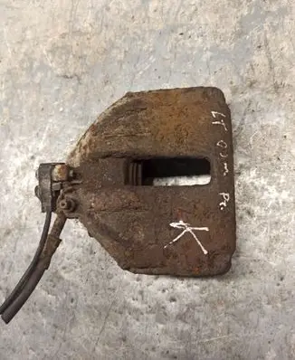 Volkswagen II LT Front brake caliper