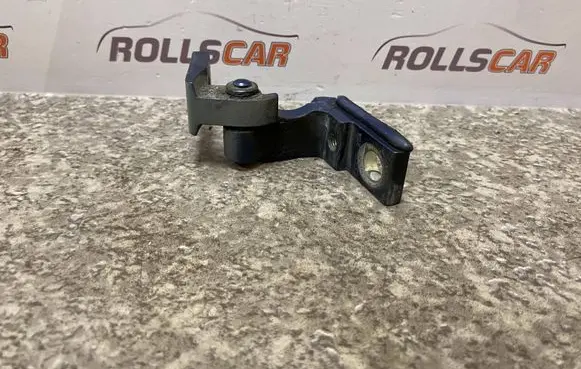 Audi A4 S4 B6 8E 8H Front door upper hinge XS4