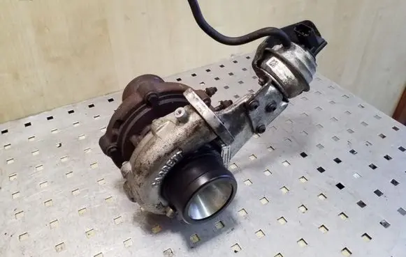 Opel Insignia A Turbo 55570748 786137