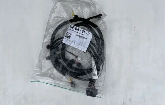 Tesla Model 3 EUR ISO radio connector 1067958